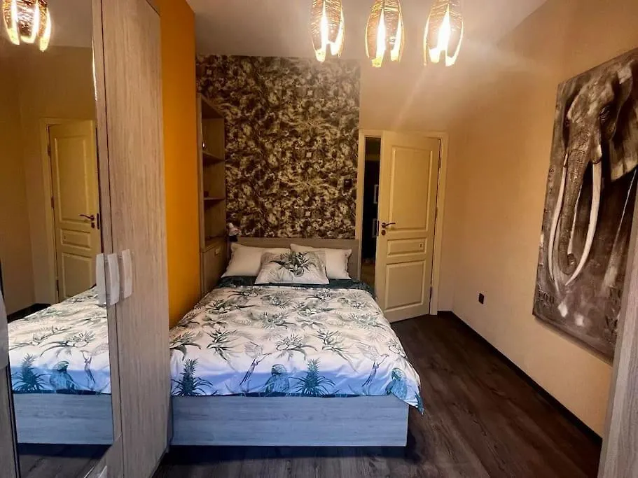 아파트 Cozy 2Br Oasis In Central 부르가스
