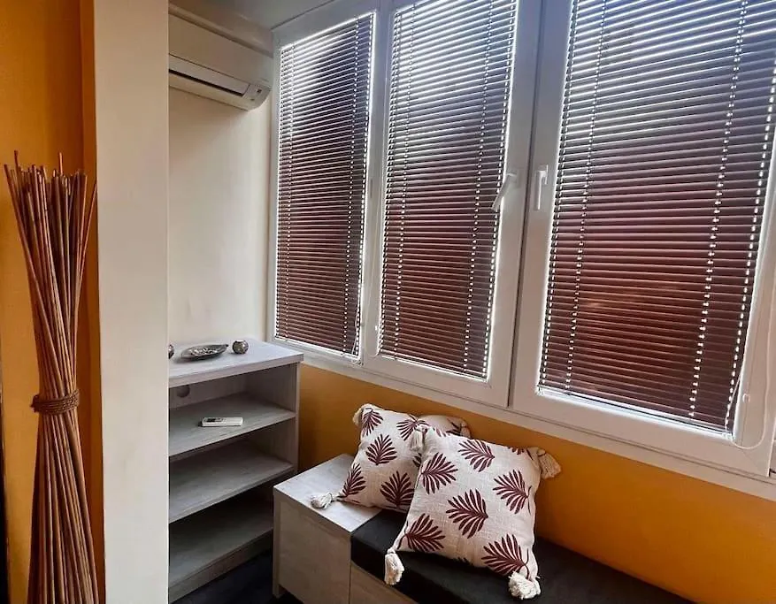 Cozy 2Br Oasis In Central Burgas Bulgaria